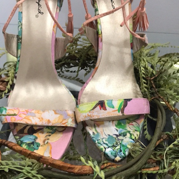 Qupid Classic  Strap up Open Toe Dress High Heel - Picture 3 of 8